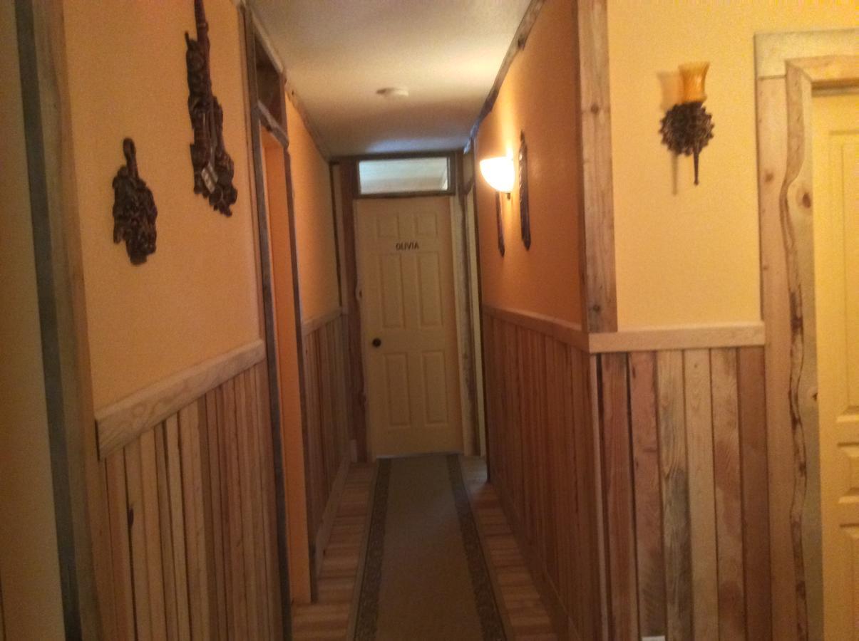 Hotel Midway Dış mekan fotoğraf